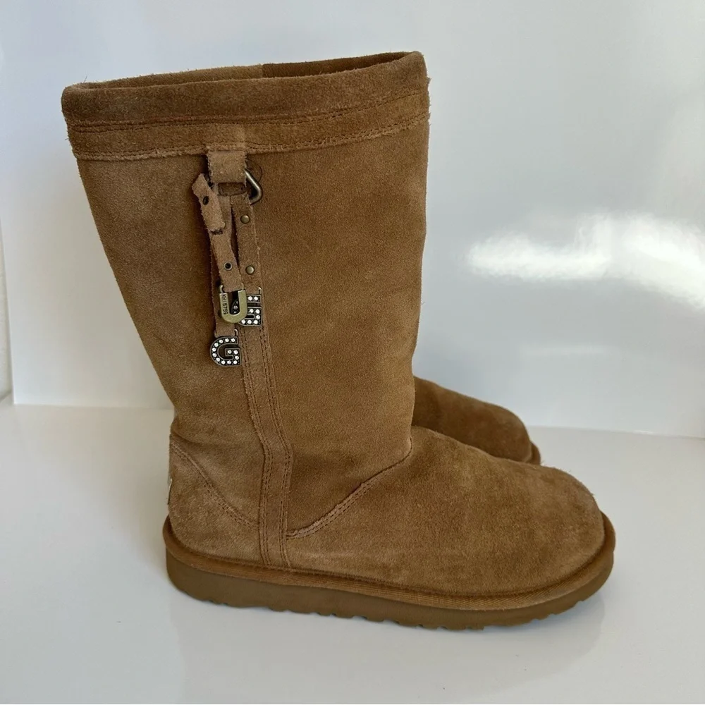 Ugg woman’s tall boots